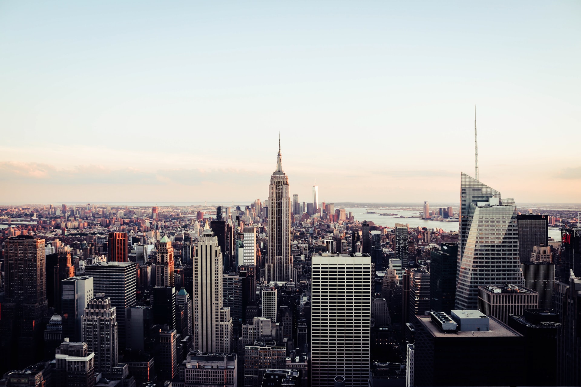 30 Rockefeller Plaza skyline with tall buildings
